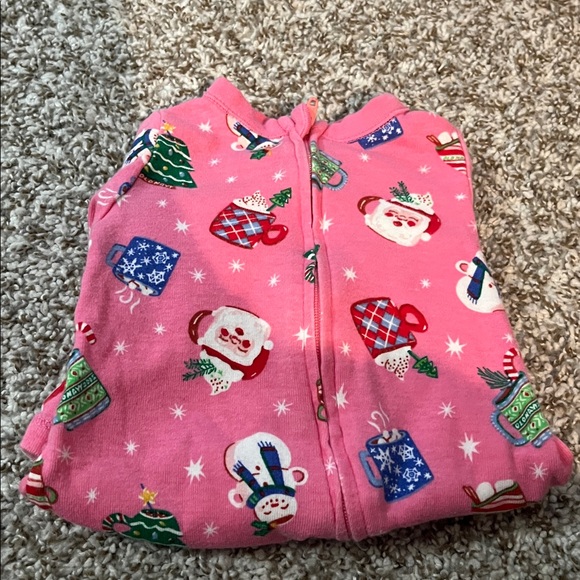 Old Navy Newborn Sleepers - Picture 5 of 5